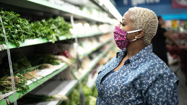 woman shopping at the supermarket