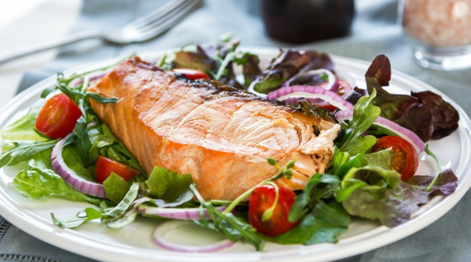 Salmon: A High-Fat Food That Boosts Weight Loss