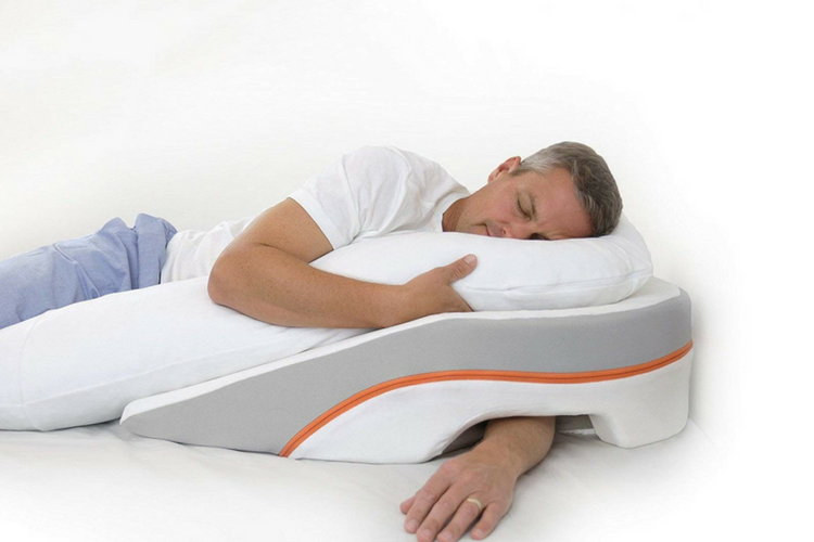 Best Pillow For Side Sleepers With Neck And Shoulder Pain ?w=750
