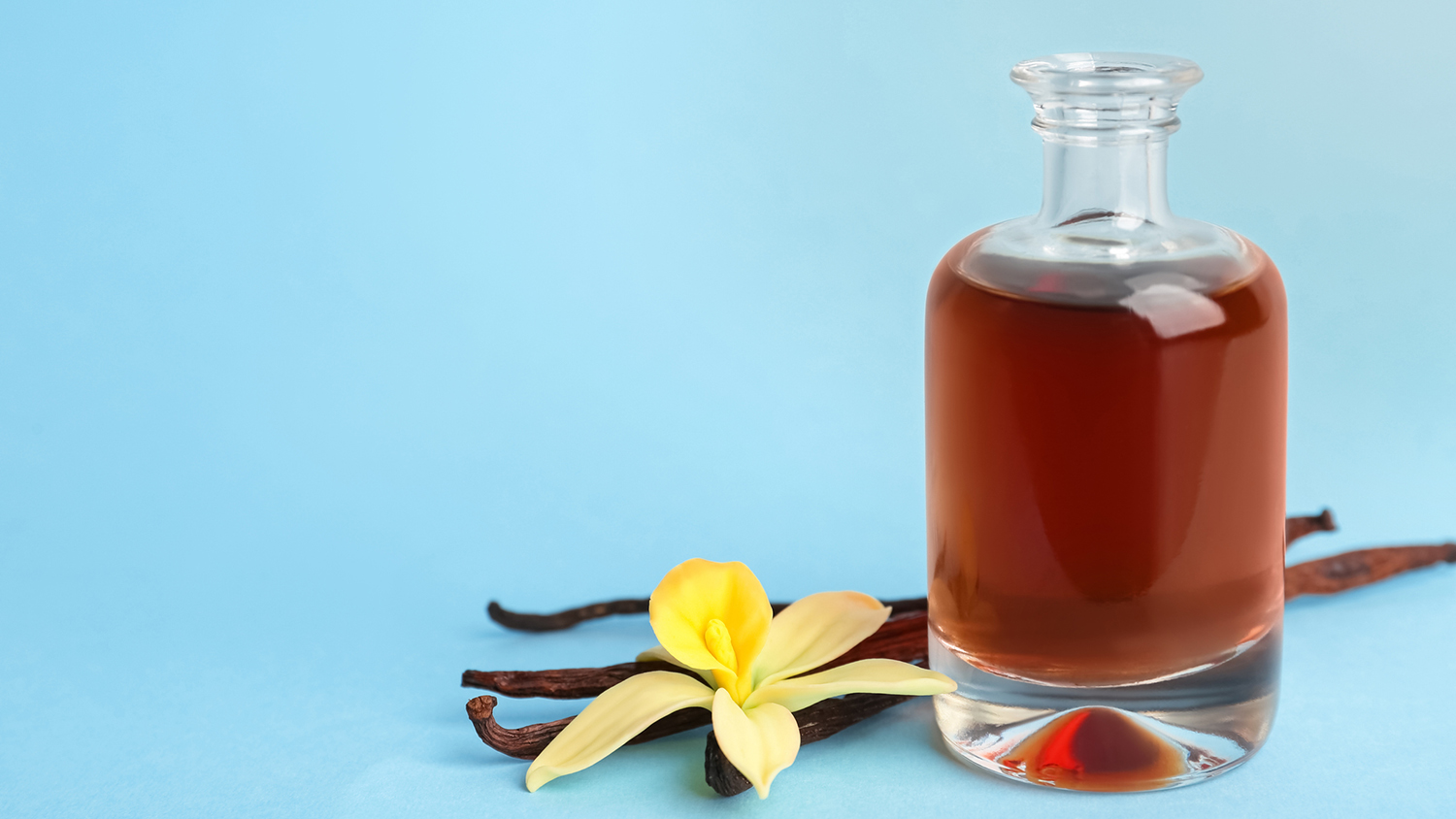 Best Vanilla Essential Oil AU. Buy Pure Vanilla Oil For Diffuser, Perfume  DIY