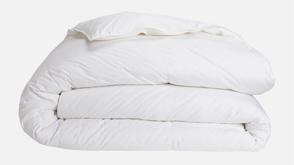 11 Best Winter Comforters for Staying Cozy in the Cold - First For Women