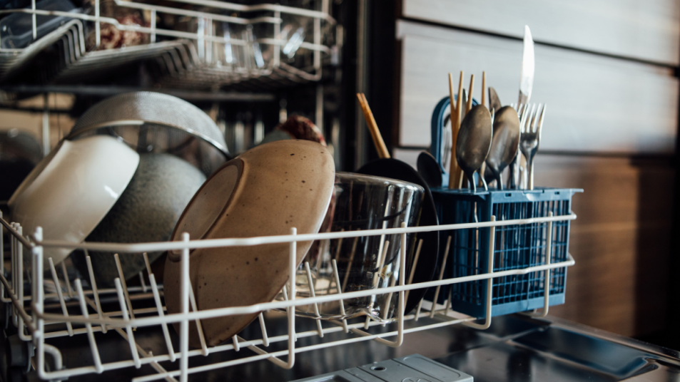 Use This Hack If Your Dishes Are Still Wet from the Dishwasher