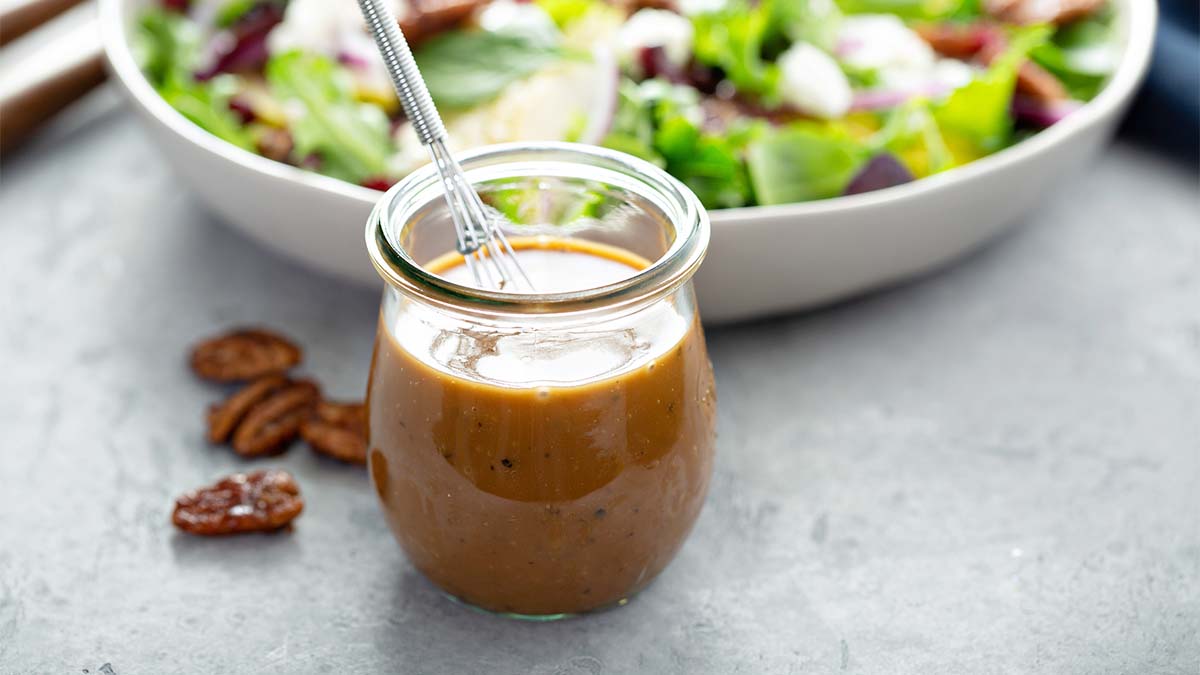 How to Make Salad Dressing {2 METHODS} - FeelGoodFoodie