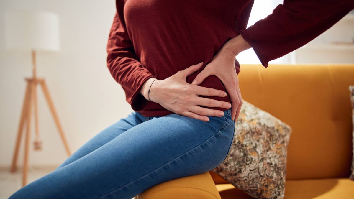 Skinny Jeans Contribute to Back Pain, Study Finds