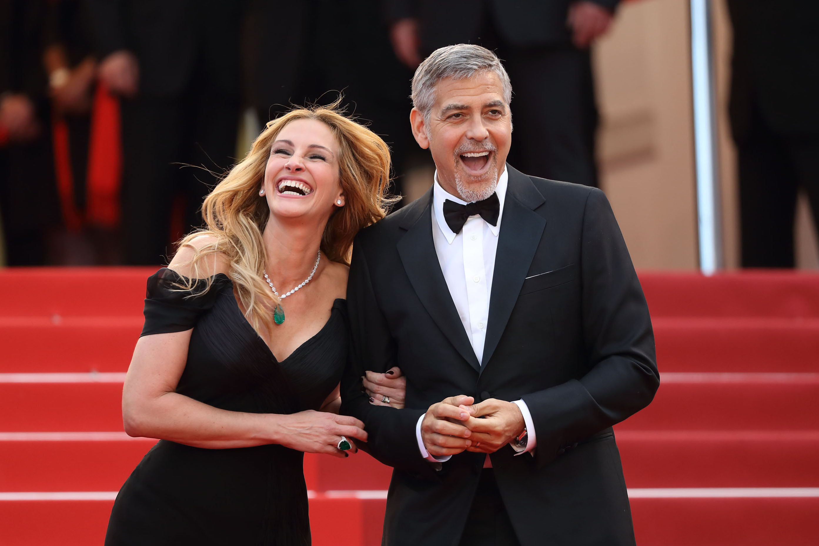 Julia Roberts & George Clooney Are Best Buds | First For Women