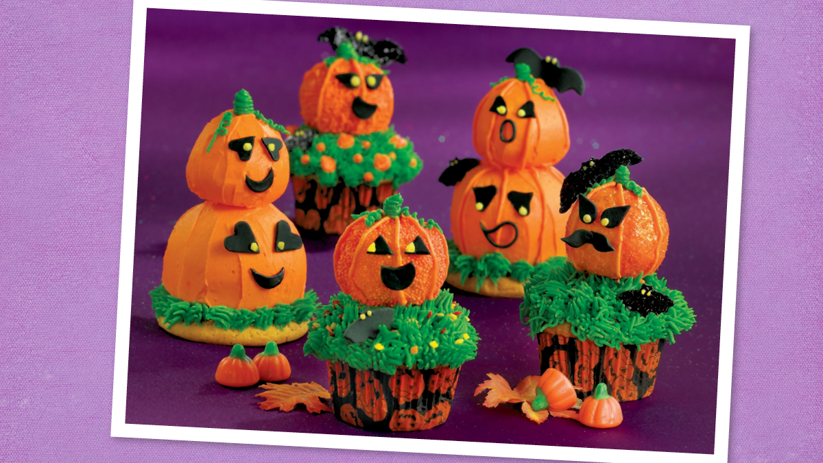 https://www.firstforwomen.com/wp-content/uploads/sites/2/2023/10/HalloweenCupcakes5.png