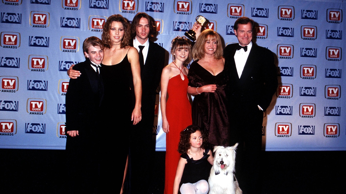 '7th Heaven' Cast Then and Now | First For Women