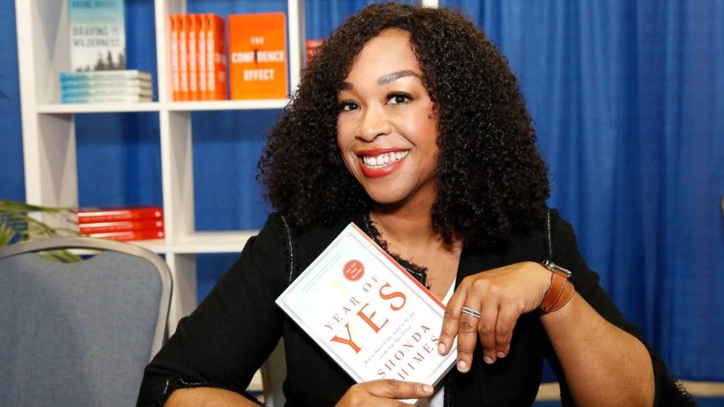 PHILADELPHIA, PA - OCTOBER 03: Screenwriter, director and producer Shonda Rhimes signs her book, "Year of Yes" during Pennsylvania Conference For Women 2017 at Pennsylvania Convention Center on October 3, 2017 in Philadelphia, Pennsylvania.