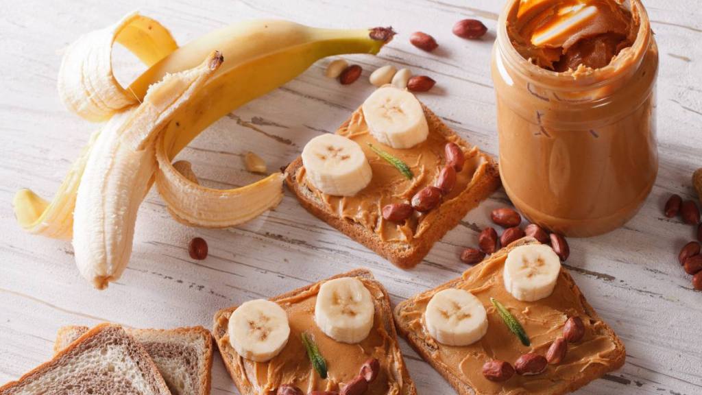 Peanut butter and bananas on toast