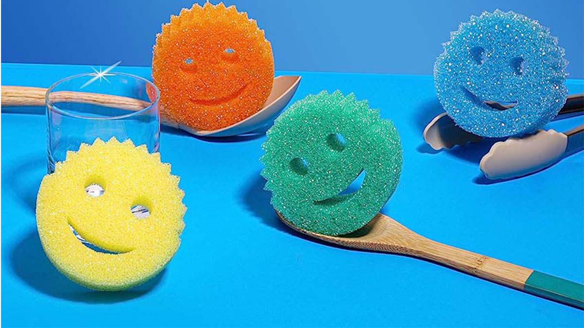 Scrub Daddy vs. Scrub Mommy: What's the difference?
