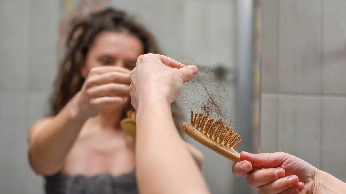 Can hormone replacement therapy cause hair loss? Hormone treatment and hair solutions