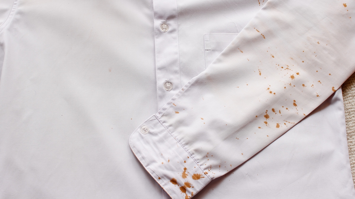 How to remove rust stains from clothes 