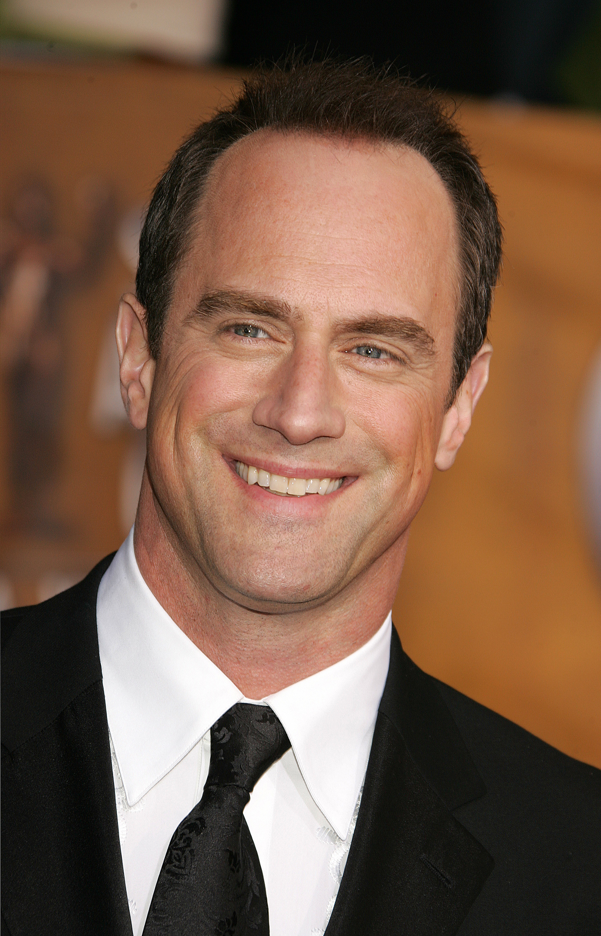 Christopher Meloni Is Swole—And Very, Very Naked—In A New Video
