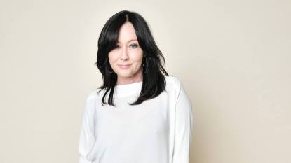 woman smiling; shannen doherty